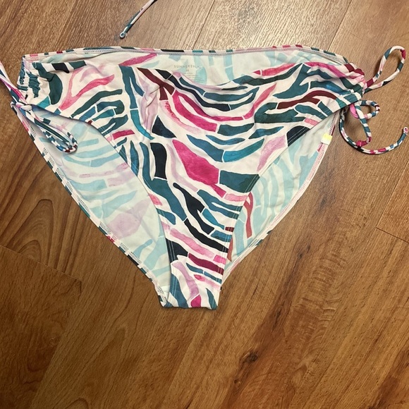 Summersalt Cinched Bikini in Watercolor Zebra Print Size 14 - Picture 4 of 7